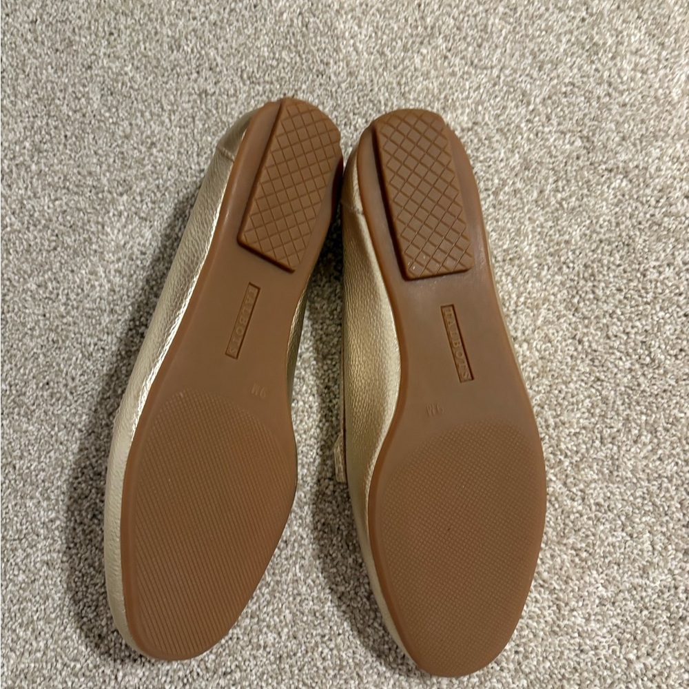 Talbots Gold Loafers with Tassel Accent (NWT) - Picture 3 of 4